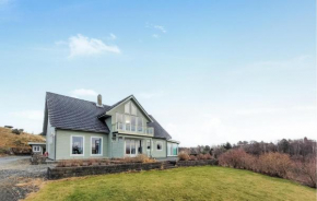 Stunning Home In Sveio With Wifi